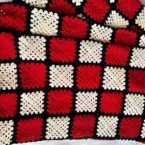 VINTAGE HANDMADE CROCHET KNIT